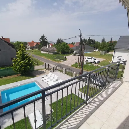 Zétény Vendégház Affittacamere